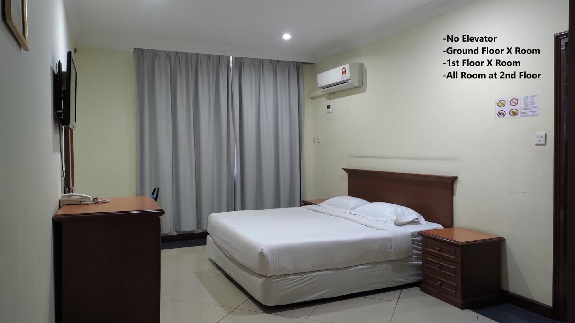 The Upper Deck Hotel 쿠다트 외부 사진