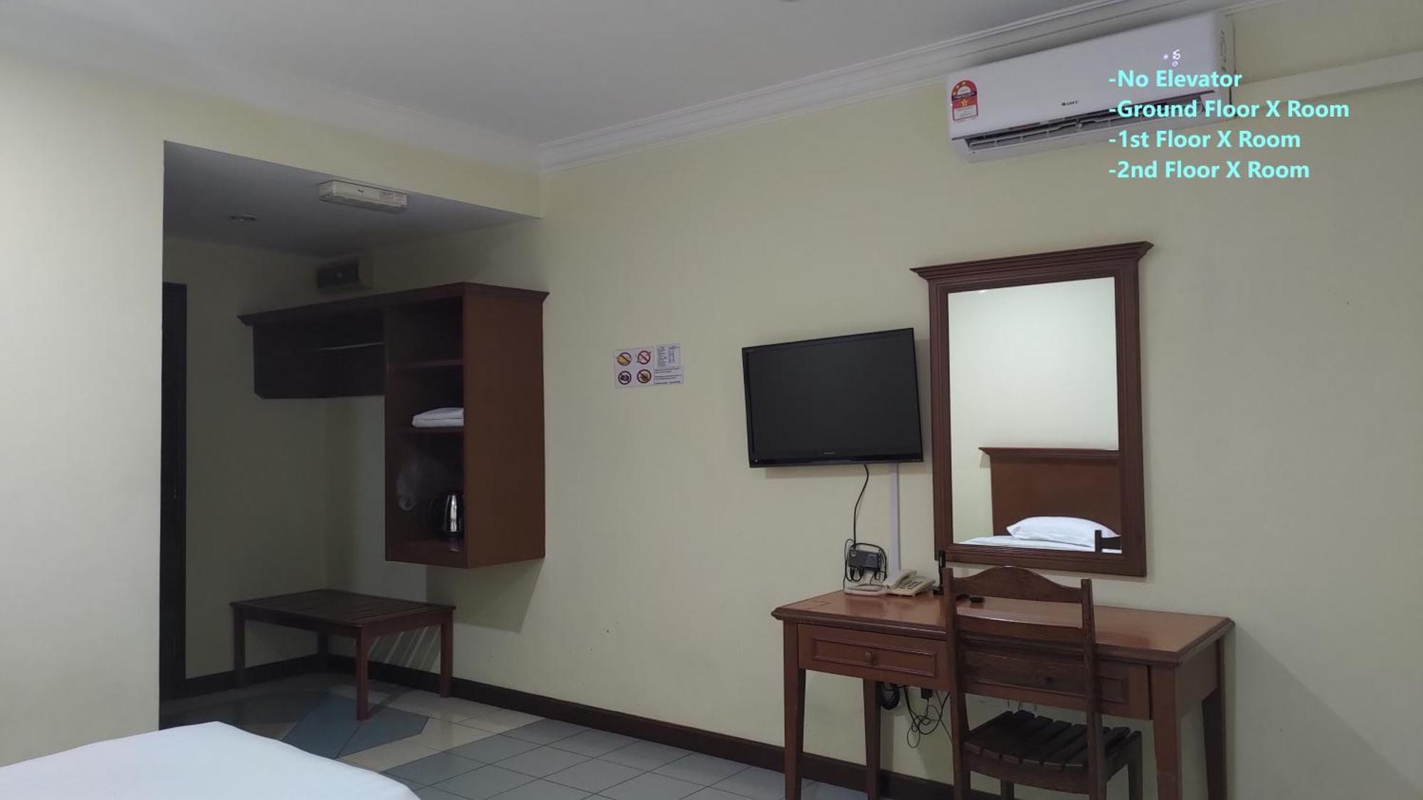 The Upper Deck Hotel 쿠다트 외부 사진
